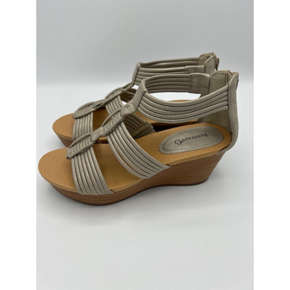 Baretraps Women's Strappy Stetchy Wedge Sandals Size 8M Gray Metallic - Picture 8 of 8